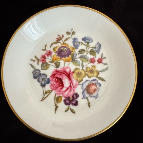 Royal Worcester Other - Royal Worcester Floral Plate with Gold Trim